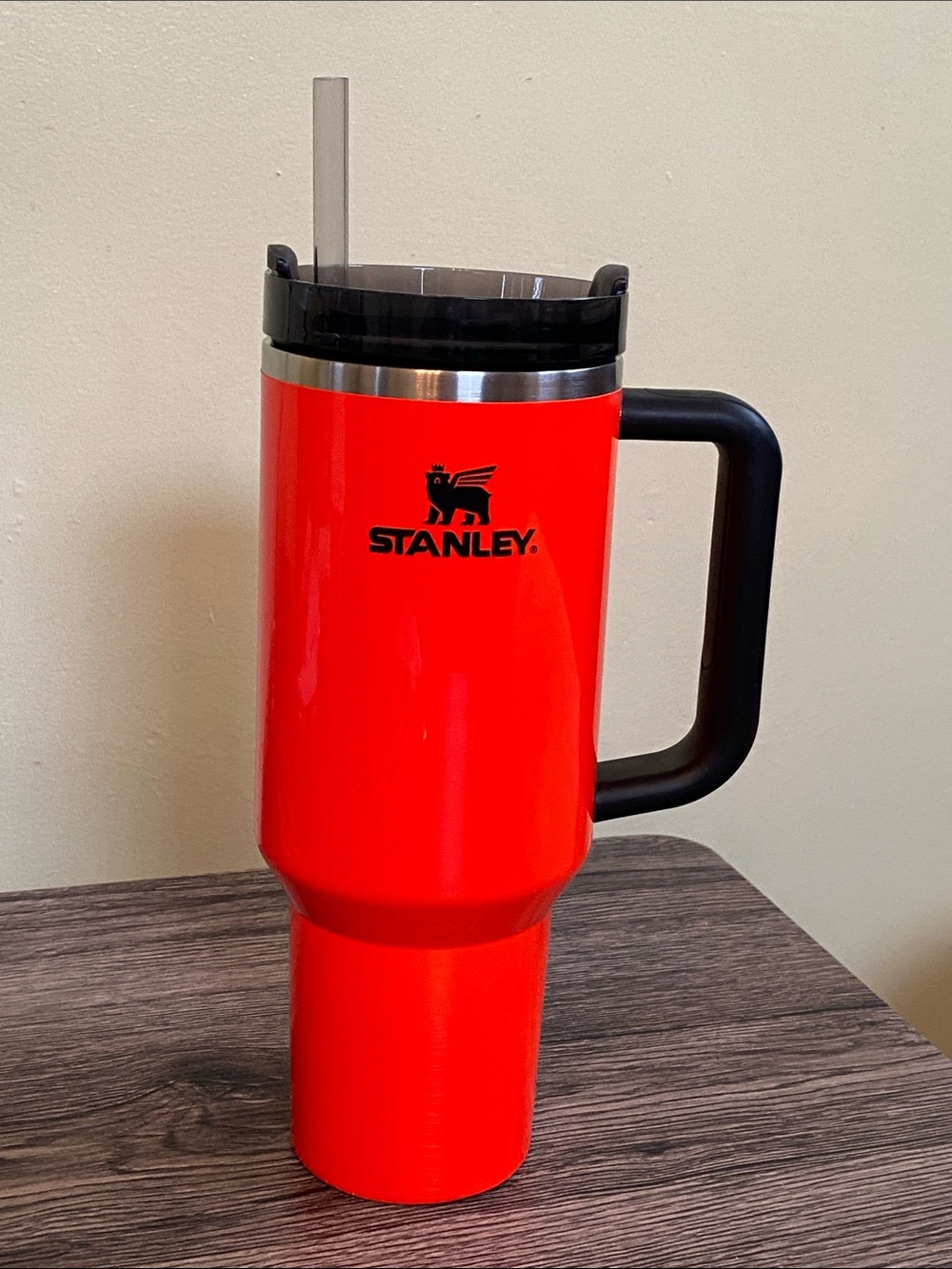 Stanley Neon Orange Travel Mug with Black Handle and Tinted Lid 40 oz - Picture 5 of 16